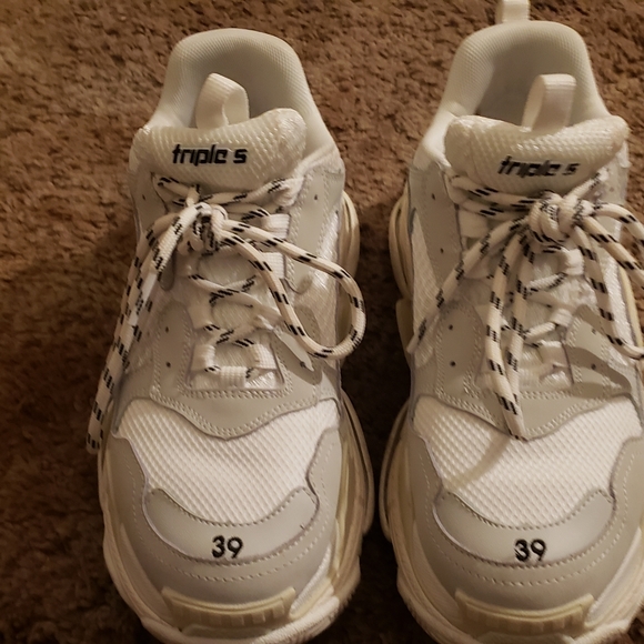Balenciaga Shoes - Balenciaga tripple s size 7½